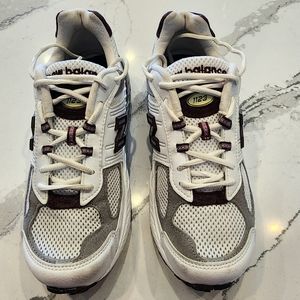 Like New!! New Balance 1123 Women's Size 9 B WR1123MC